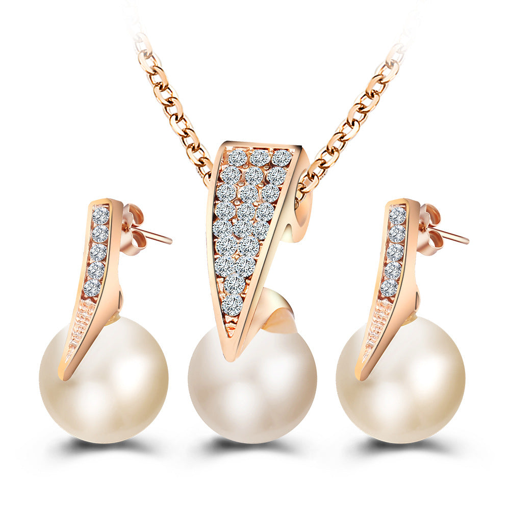 The Timeless Pearl Set